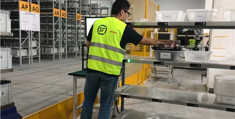 顺丰DHL-太阳成库宝上海自动化仓
